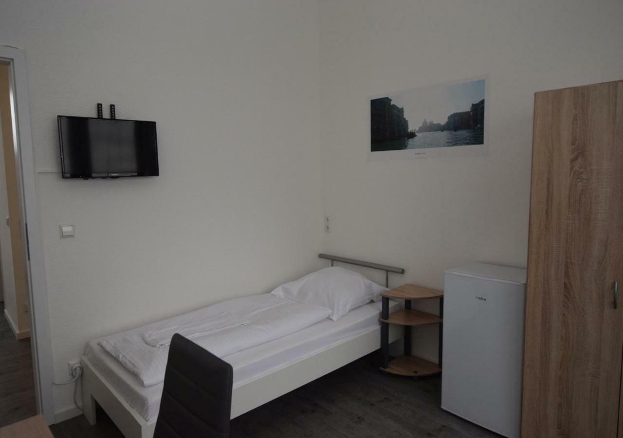 Monteurzimmer Messe Airport Wolfschlugen Luaran gambar